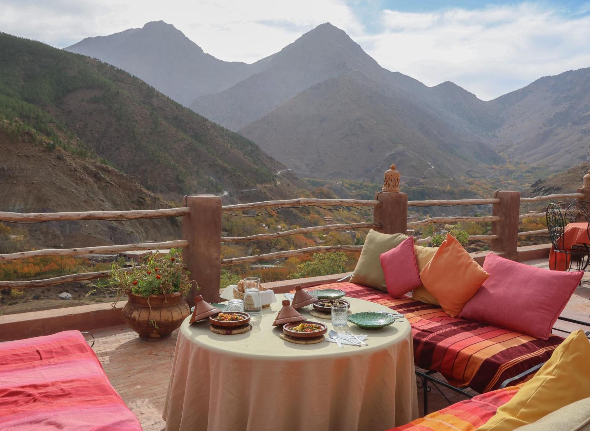 Отель Aux Lumieres Du Toubkal Light Of Toubkal Имлиль Экстерьер фото